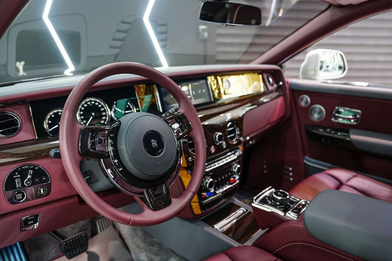 Rolls-Royce Phantom Std 6.8L Series II, Rear Entertainment, Bespoke Audio, Dealer Warranty + Service!!