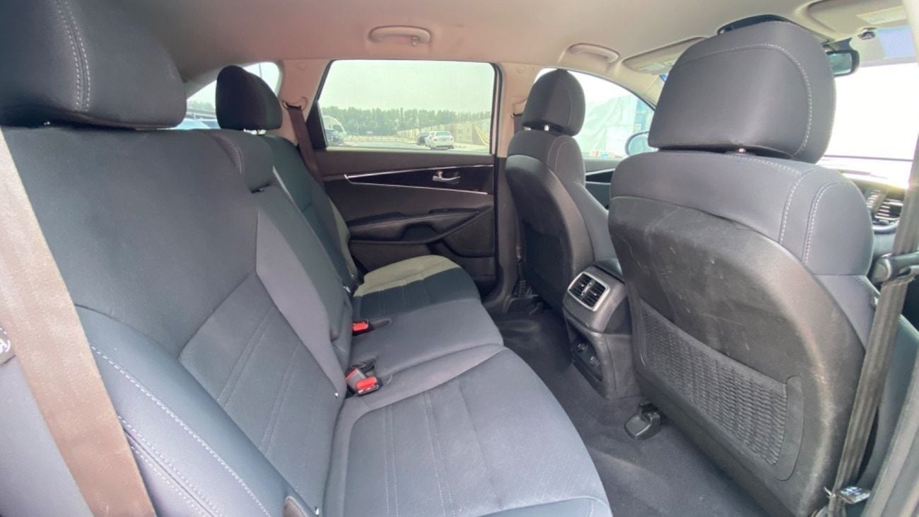 Kia Sorento Base 2.4L AWD Free Accident Original Paint