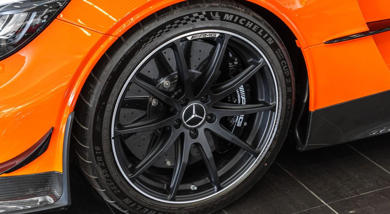 مرسيدس بنز AMG GT Black Series