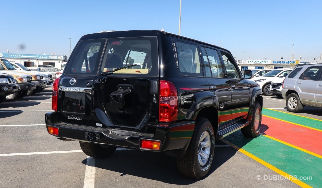 نيسان باترول سفاري NISSAN PETROL SAFARI