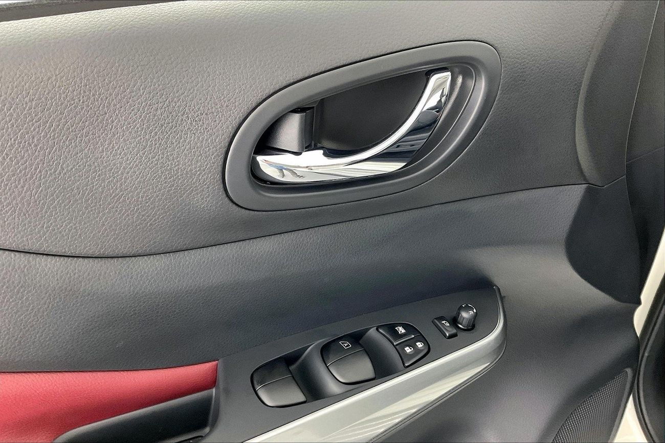 Nissan XTerra Platinum | 1 year free warranty | 1.99% financing rate | 7 day return policy