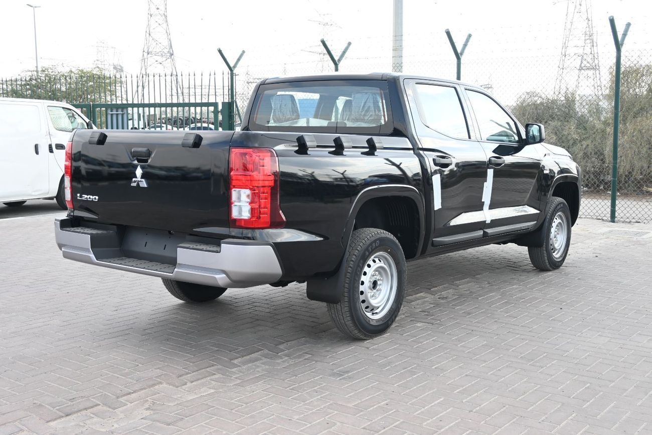 Mitsubishi L200 GL MITSUBISHI L200 2.4L PETROL DCABIN 4X4 5M/T MODEL 2026 BRAND NEW [SILVER /W/ G / B]