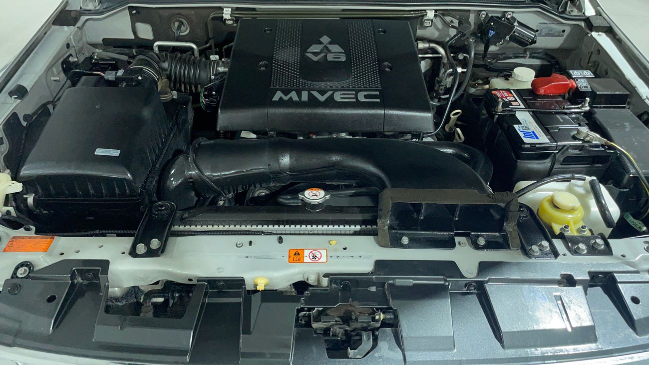 Mitsubishi Pajero 2018 GLS HIGHLINE | AED 799/Month | 0 DP | 30 Day Return | Warranty | Service History
