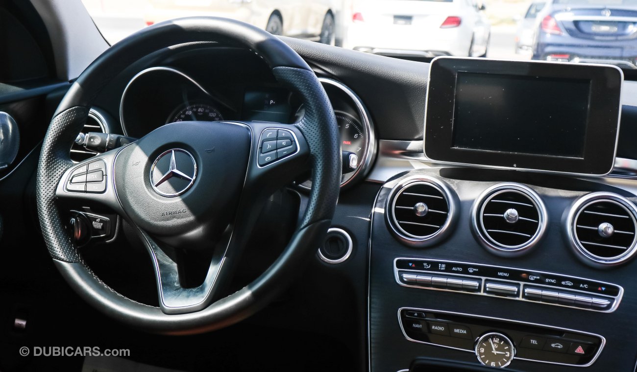 مرسيدس بنز C 300 4MATIC