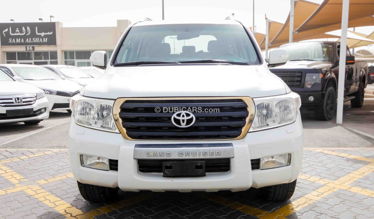 تويوتا لاند كروزر GXR V8