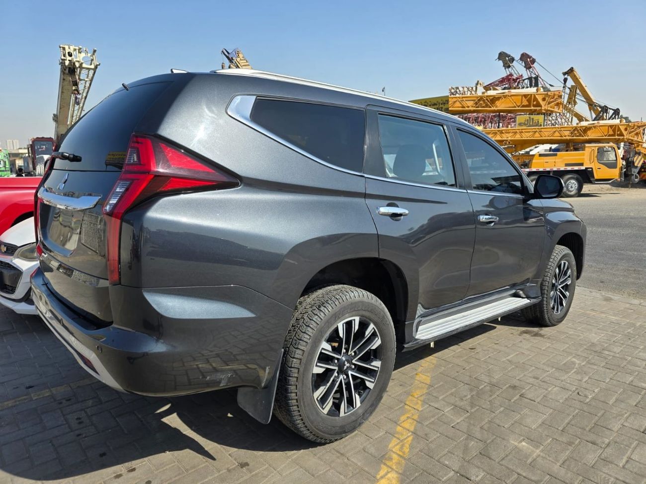 Mitsubishi Pajero Sport