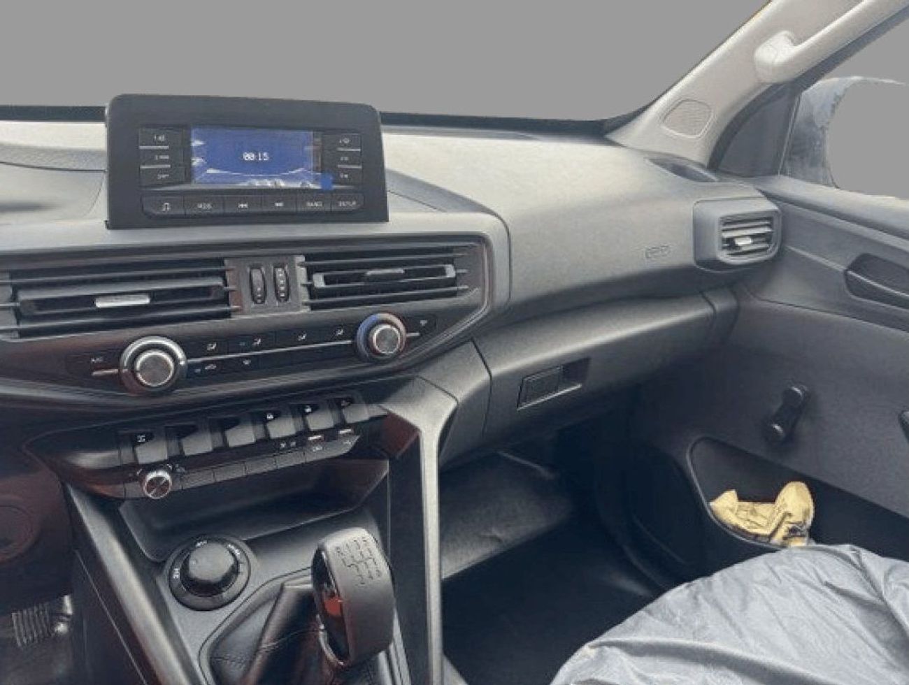 بيجو لاندترك 