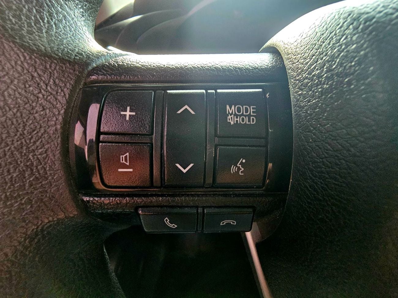 تويوتا هيلوكس ADVENTURE DIESEL / AUTO GEAR/ AUTO WINDOWS / FULL OPTION/ WIDE BODY