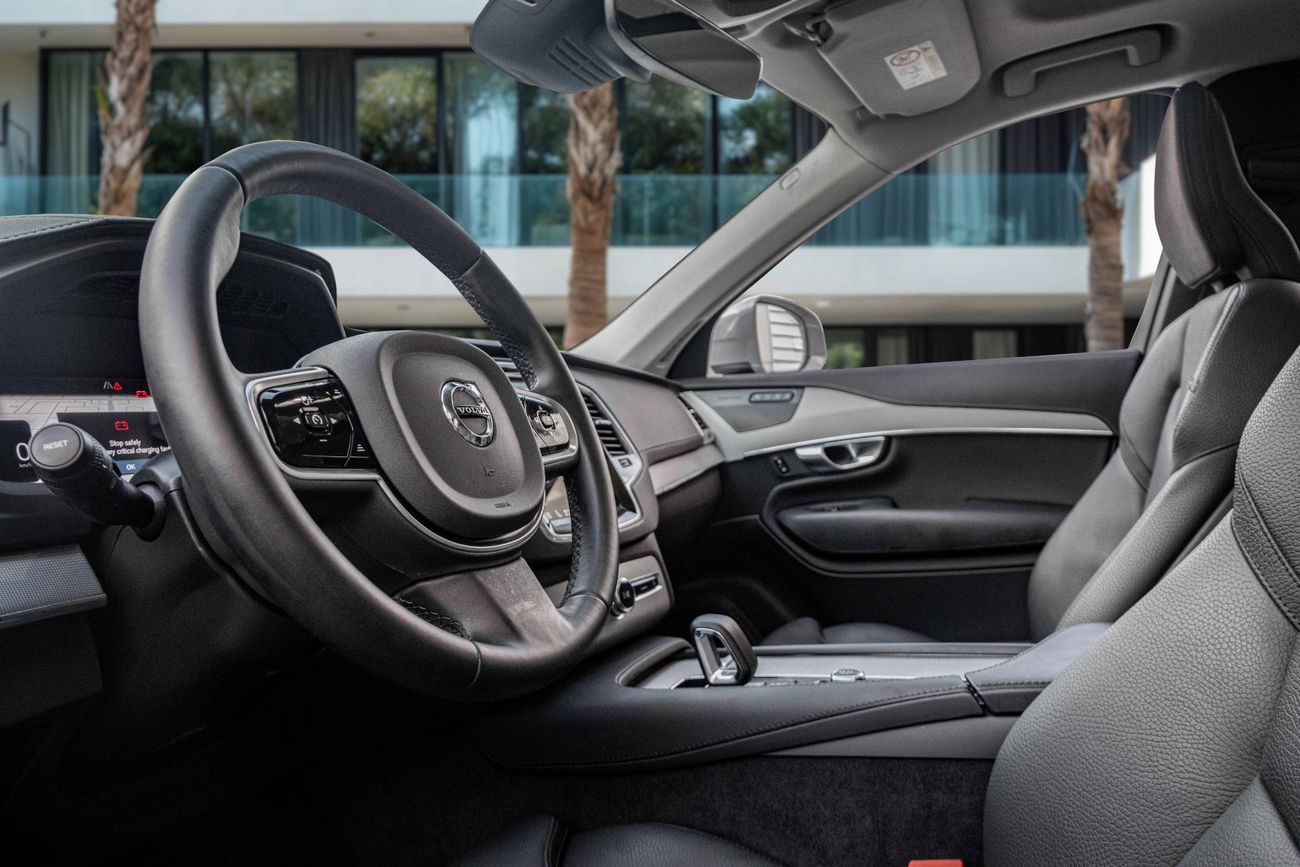 فولفو XC 90 B5 Plus Bright XC90 B5 Plus Bright AWD | 2,840 P.M | 0% Downpayment | 2028 WARRANTY