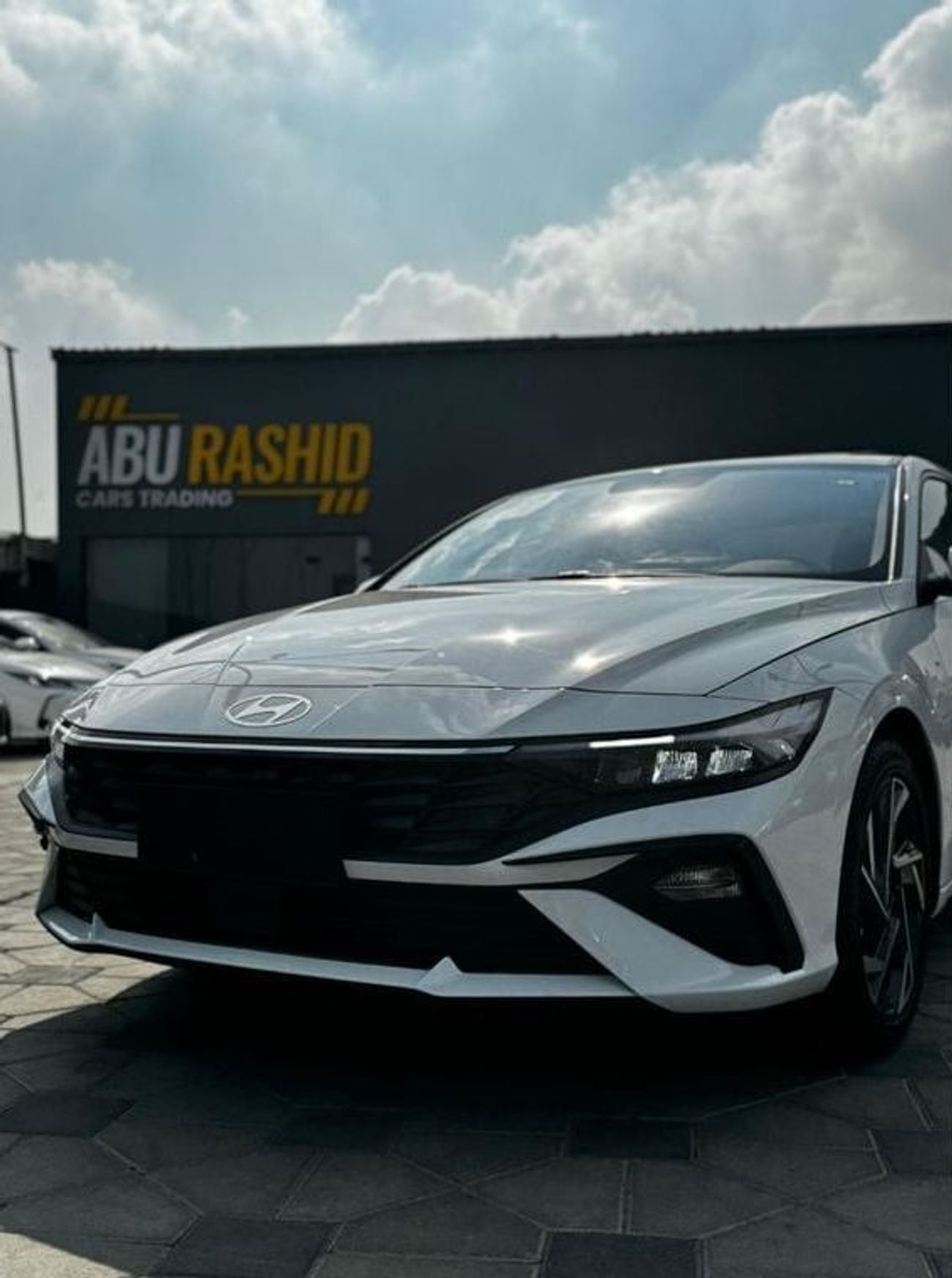 هيونداي إلانترا Comfort 1.6L