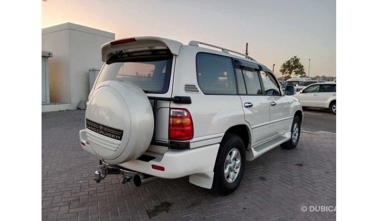 تويوتا لاند كروزر TOYOTA LAND CRUISER RIGHT HAND DRIVE (PM1359)