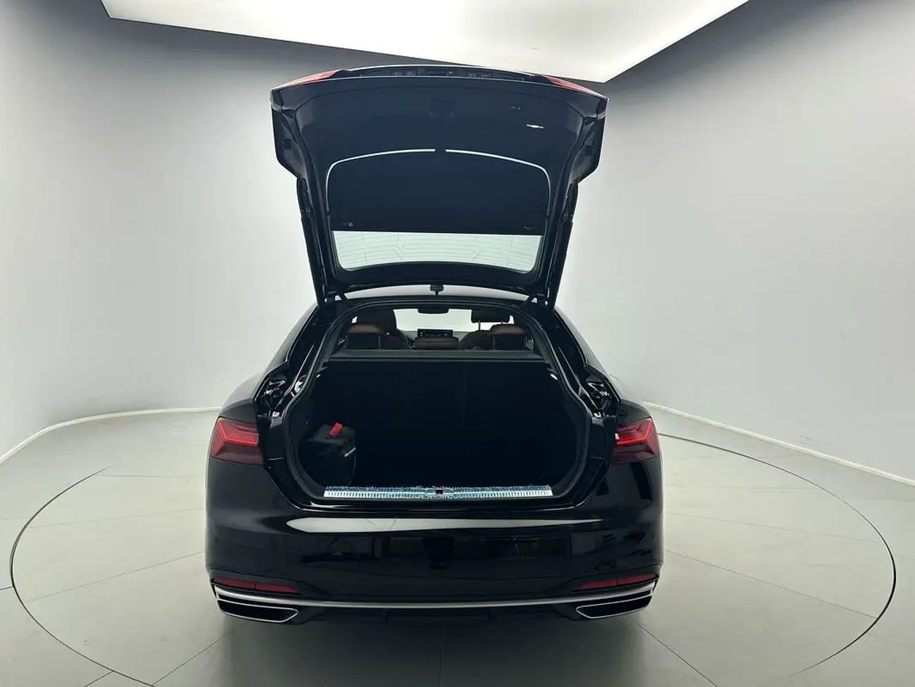 Audi A5 40 TFSI Advanced 2.0L (187 HP) Sportback Advanced 40 TFSI 190hp (Ref# 99428) EXCLUSIVE RAMADAN OFFER