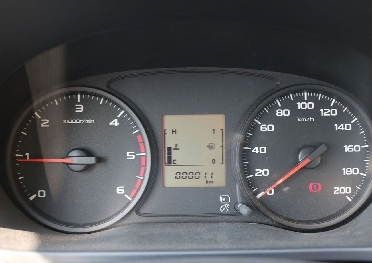 ميتسوبيشي L200 GL LOWEST PRICE 2023 | 4x4 | Diesel Engine 2.5L | Double Cab | Power Locks and Windows | Export Only