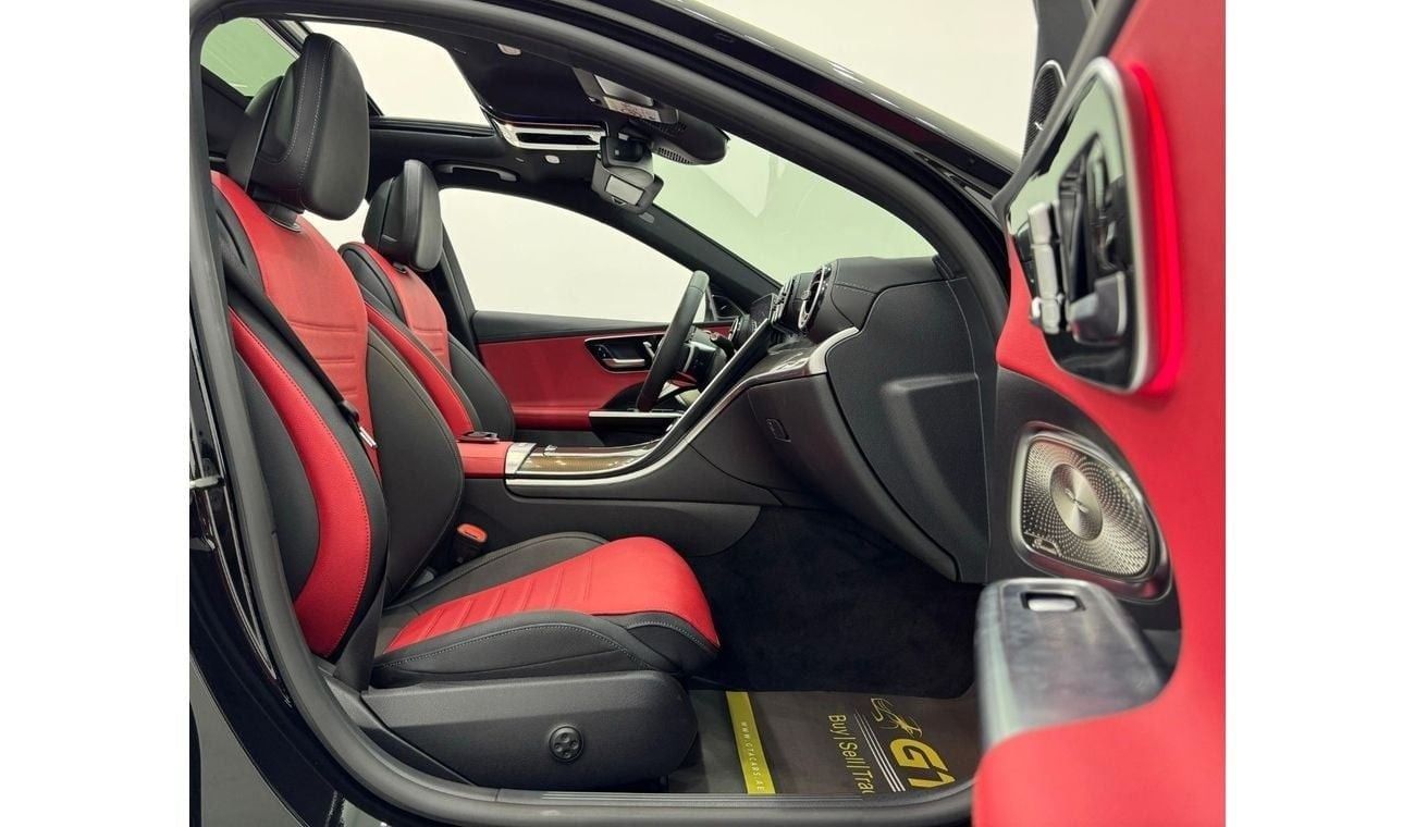 مرسيدس بنز C 200 Premium 2.0L 2024 Mercedes Benz C200 AMG, 2027 Mercedes Warranty, Very Low Kms, GCC