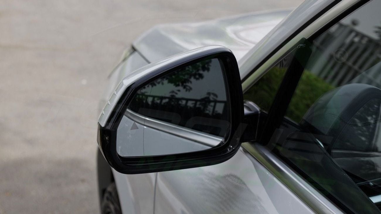 BMW X2 ( Only For Export ) 2026 BMW X2 SDRIVE 25i M 2.0T FWD BRAND NEW