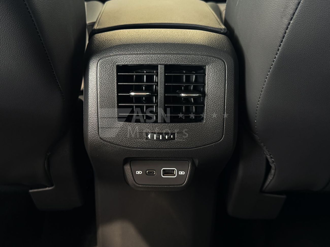 Volkswagen T Cross Deluxe Edition 1.5L 2024 (Export Price)