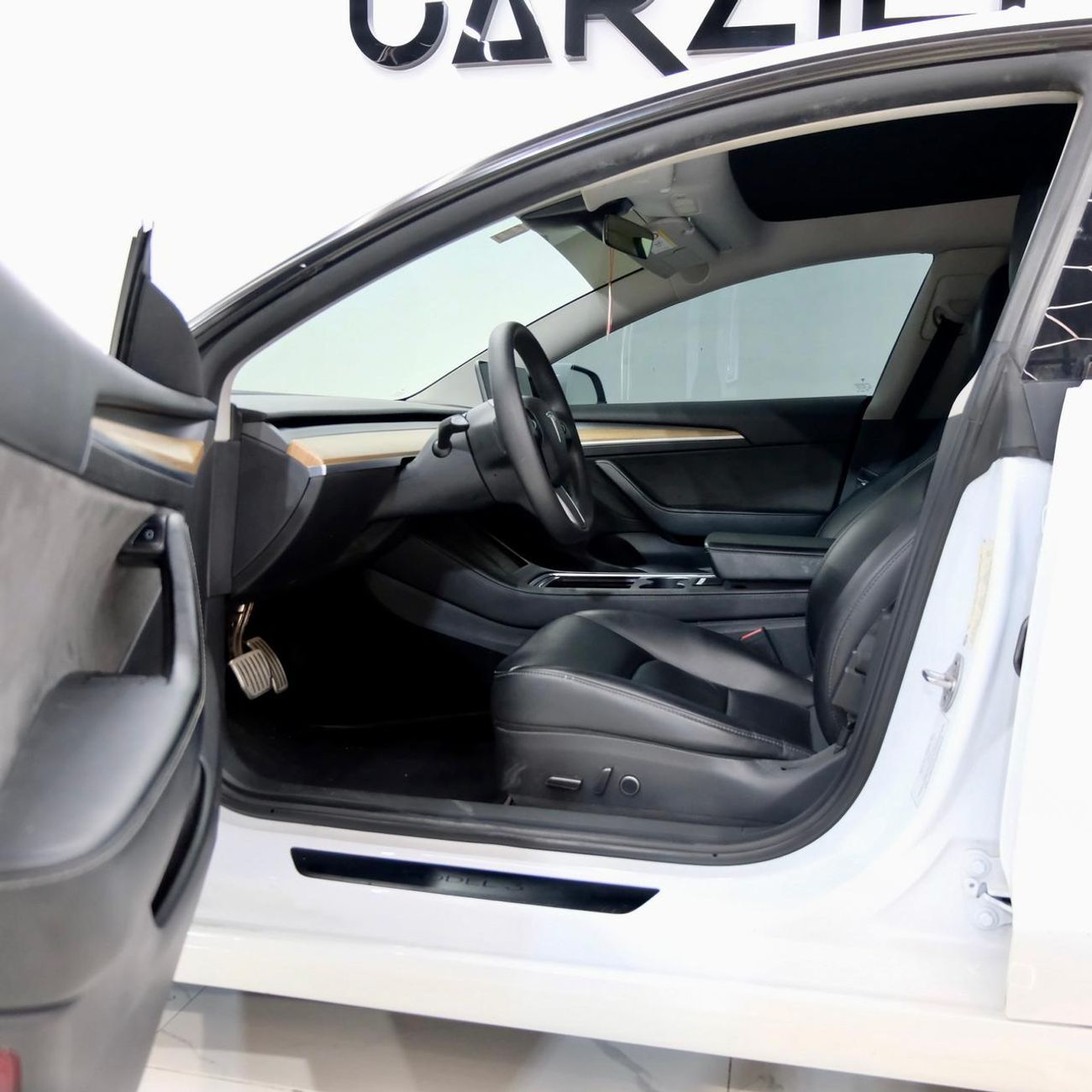 تسلا موديل 3 Performance (AWD)