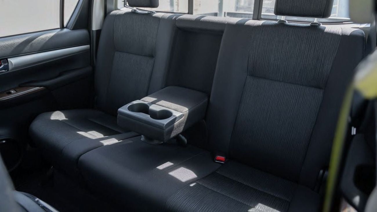 Toyota Hilux SR 2.7L