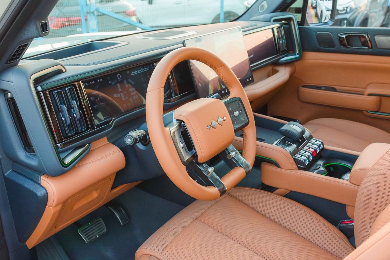 BYD Leopard 5 BYD Leopard5 Ultra Air Suspension 210KM 1.5T 2025 (FOR EXPORT)