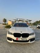 بي أم دبليو 750Li Luxury 4.4L (523 HP)