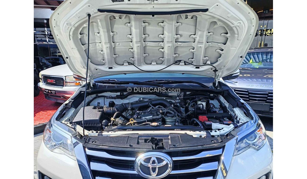 Toyota Fortuner // 1219 AED Monthly // 1 yr Warranty // 1 yr Insurance // Registration (LOT # 98153)