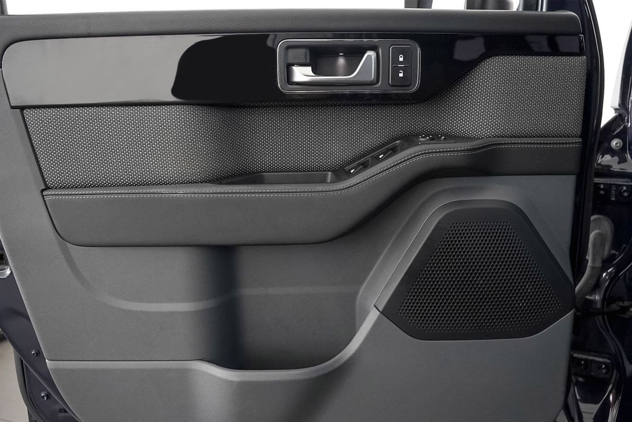 INEOS Grenadier Belstaff