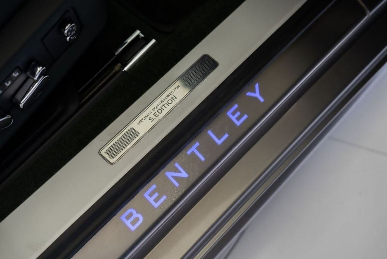 Bentley Continental GTC Bentley GTC W12 Black Edition