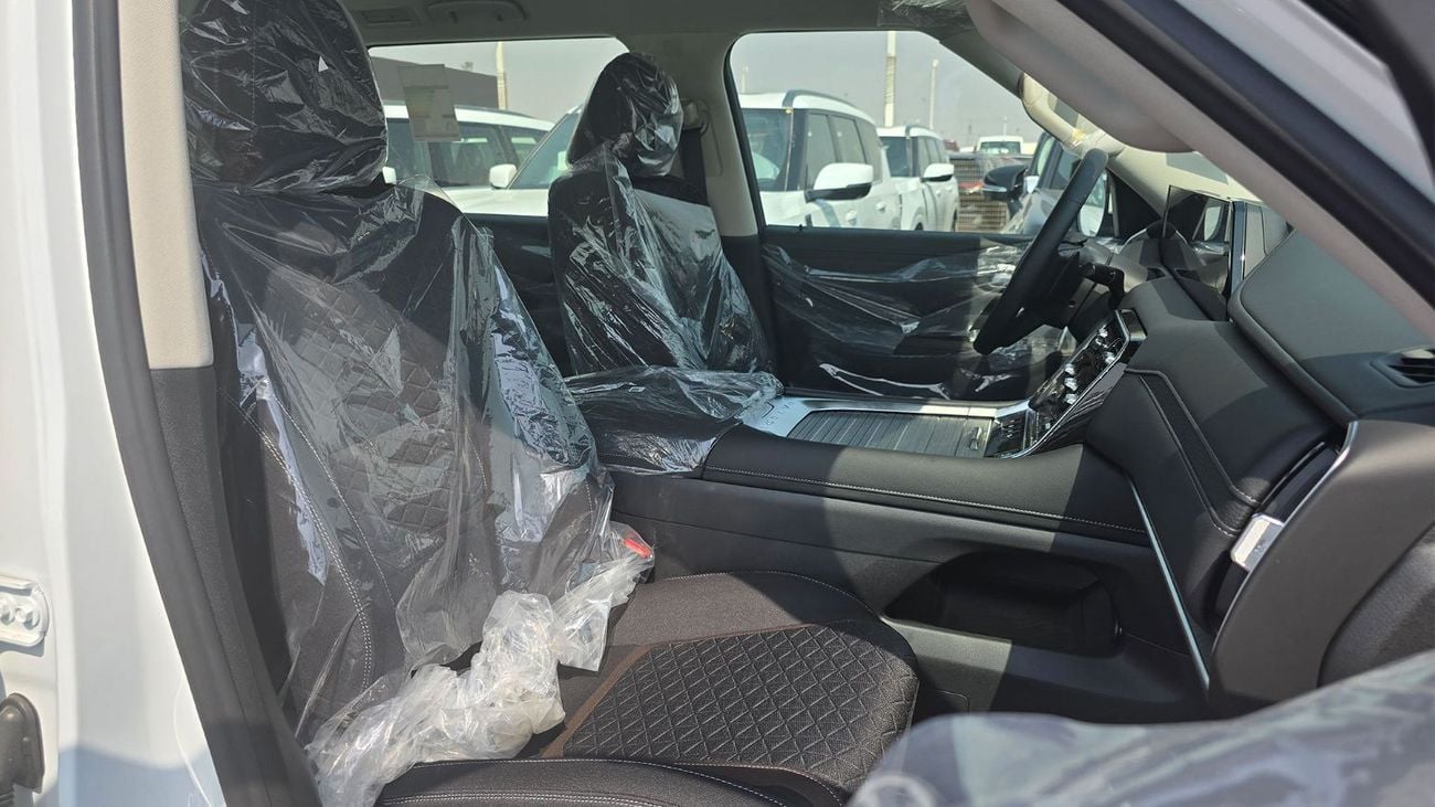 نيسان باترول 2026 Nissan Patrol XE 3.8L AT Petrol (White)