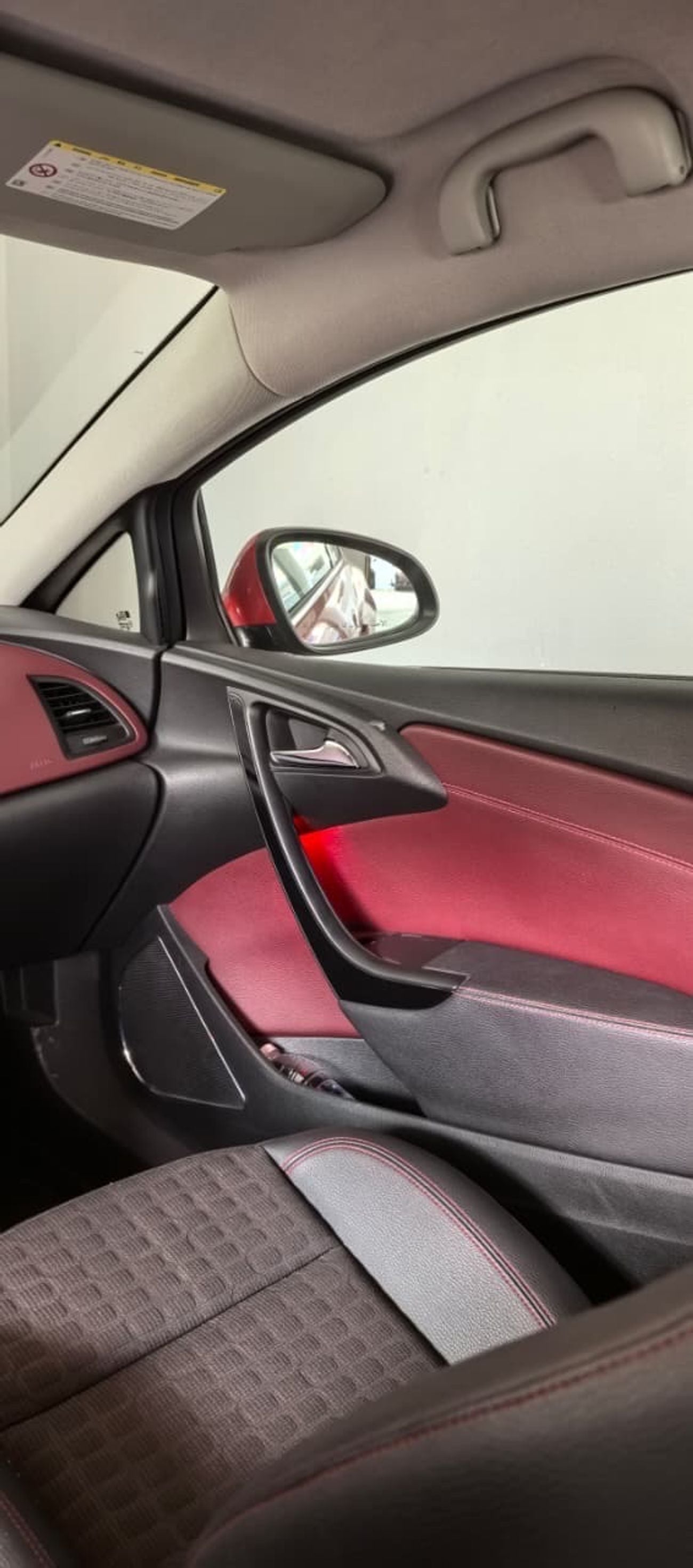 Opel Astra GTC 1.6L Turbo