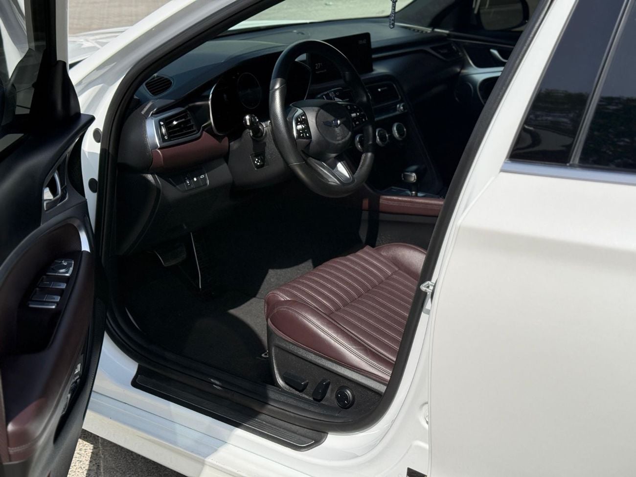 Genesis G70 Prestige 2.0L RWD