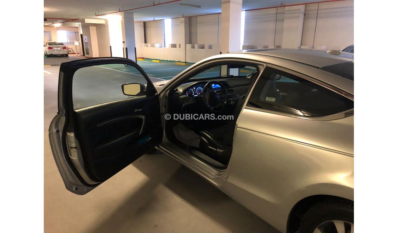 هوندا أكورد كوبيه - 2012 - Sports - Full Option