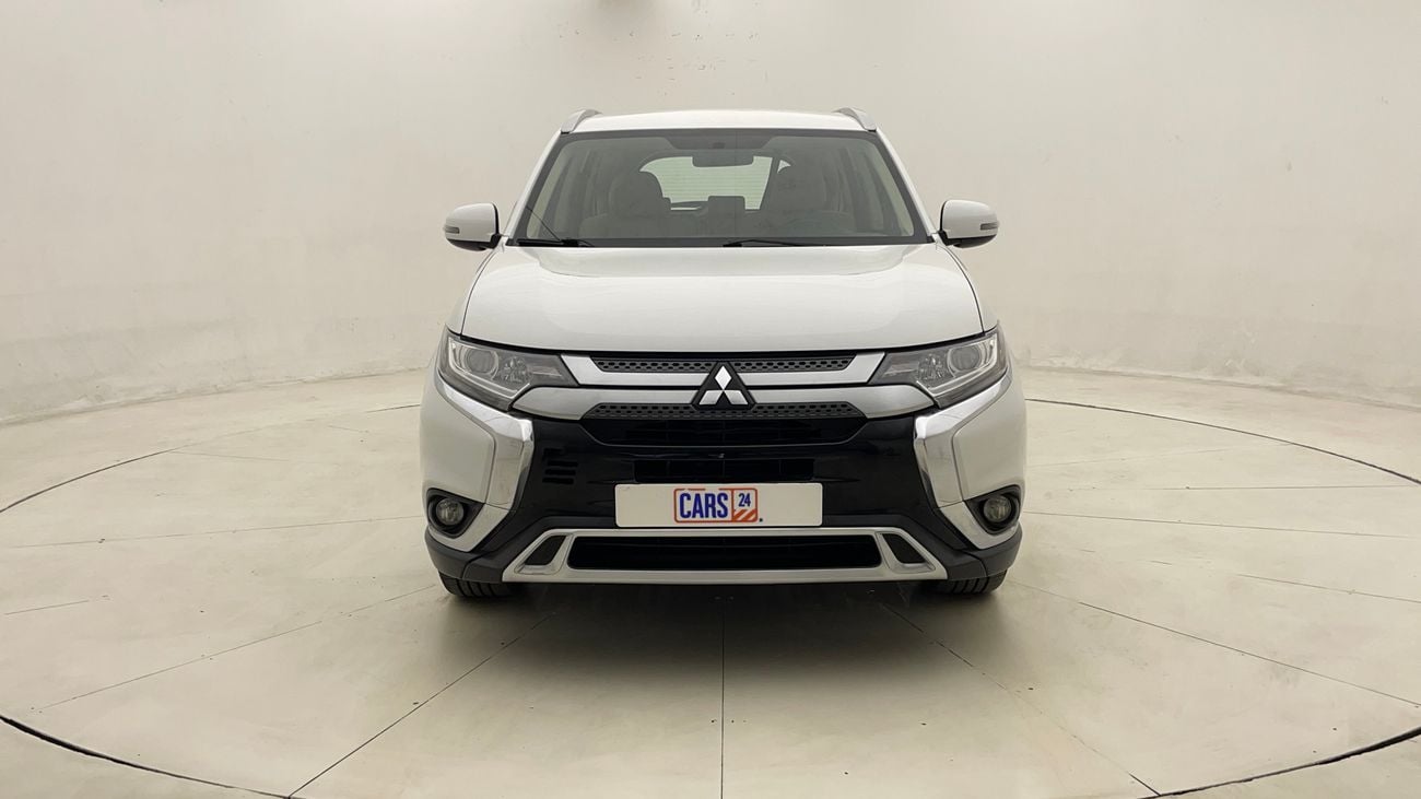 ميتسوبيشي آوتلاندر GLS MID 2.4 | بدون دفعة مقدمة | اختبار القيادة في المنزل