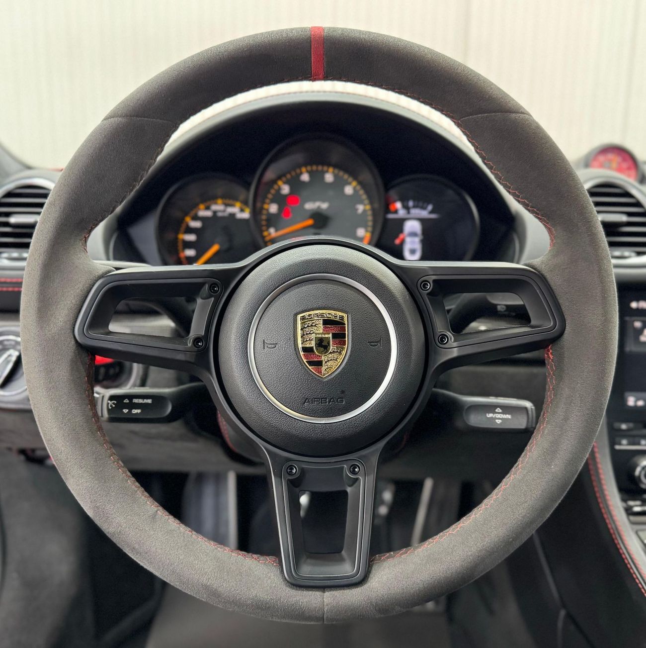 بورش كايمان 718 GT4 4.0L (414 HP) M/T 2020 Porsche 718 Cayman GT4, May 2025 Porsche Warranty, Manual Transmission, V