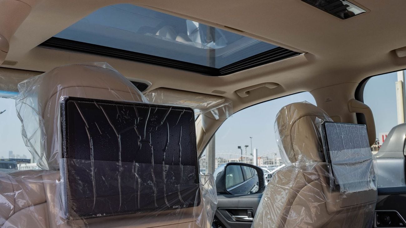 تويوتا لاند كروزر 2026 Toyota Land Cruiser 300 VXR 3.5L Twin Turbo AT Petrol (Black-Beige)