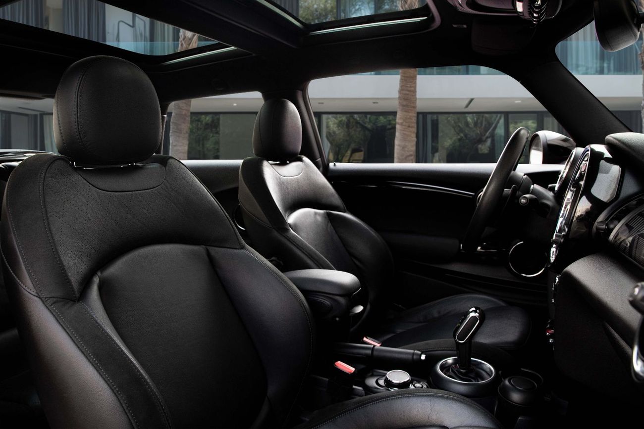 Mini Cooper S | 1,567 P.M  | 0% Downpayment | Low Mileage!