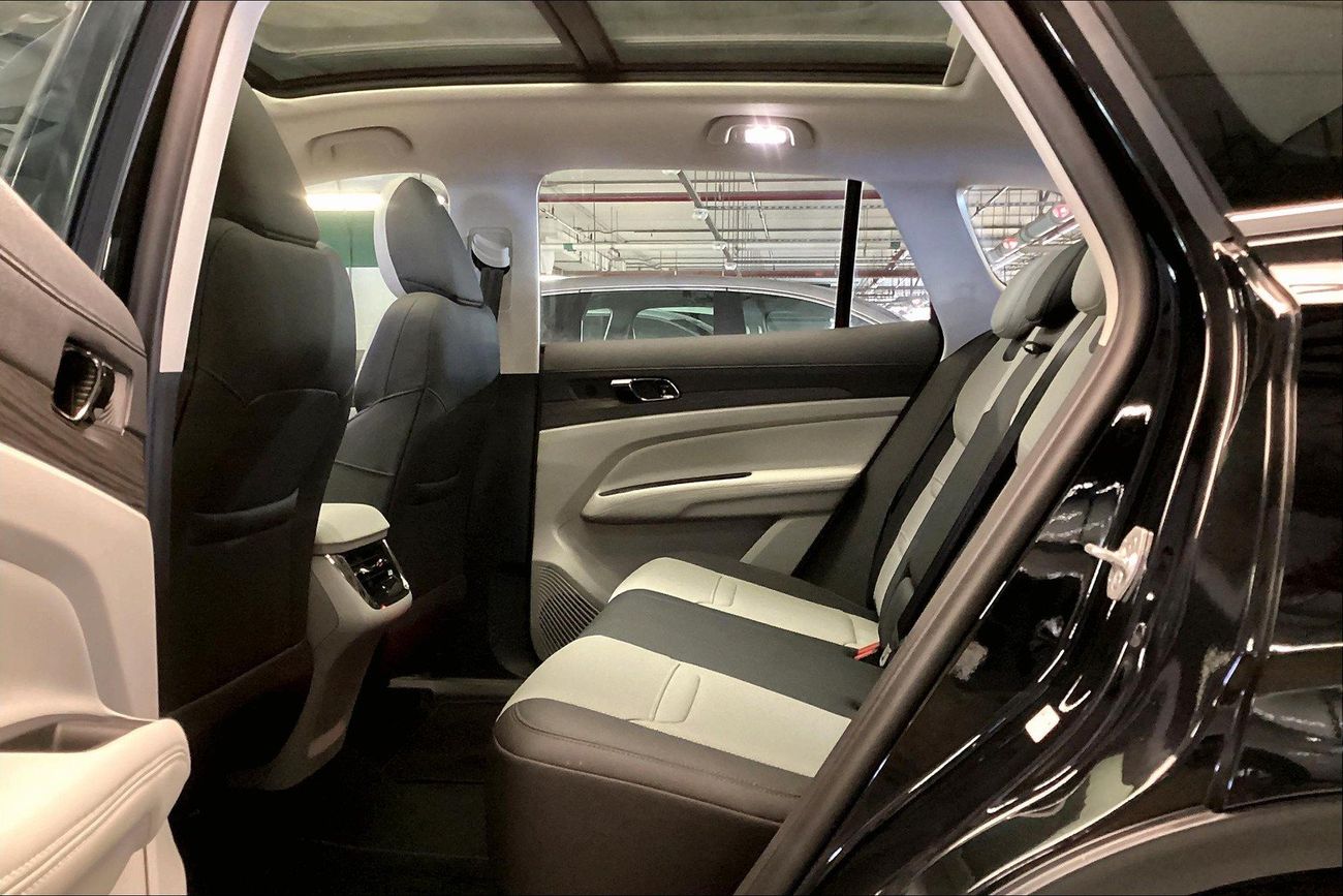 فورد تيريتوري Titanium | شامل الضمان | 0 ﺪﻔﻋﺓ ﺃﻮﻟﻯ