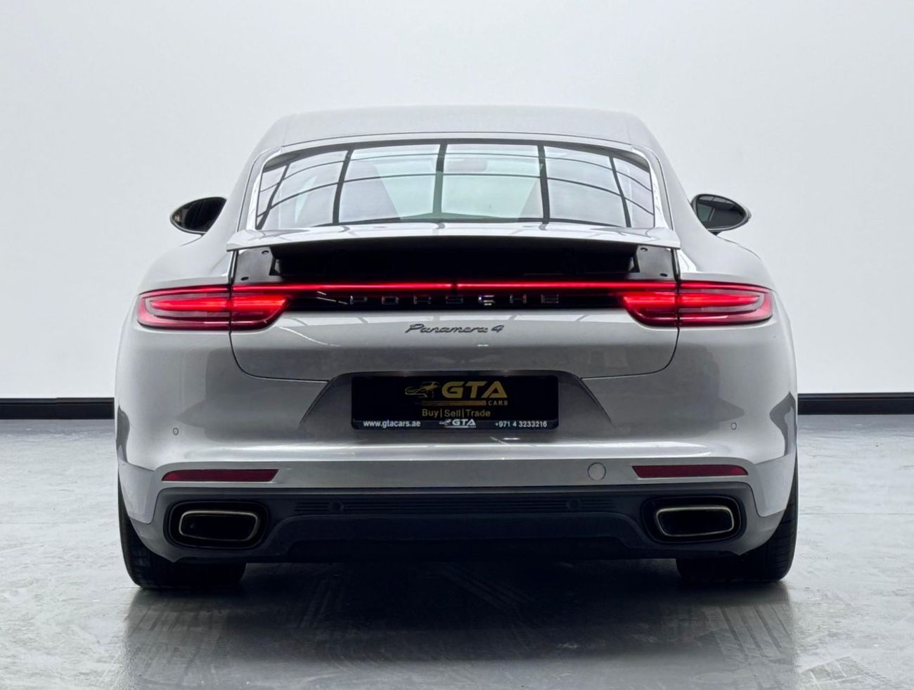 بورش باناميرا Std 3.0L (325 HP) 2018 Porsche Panamera 4,  Service History, Warranty, Low Km, Excellent Condition
