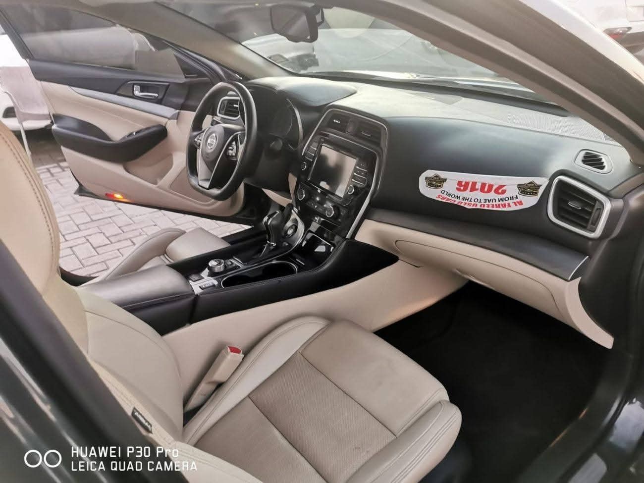 Nissan Maxima SV 3.5L Full panoramic sunroof low mileage