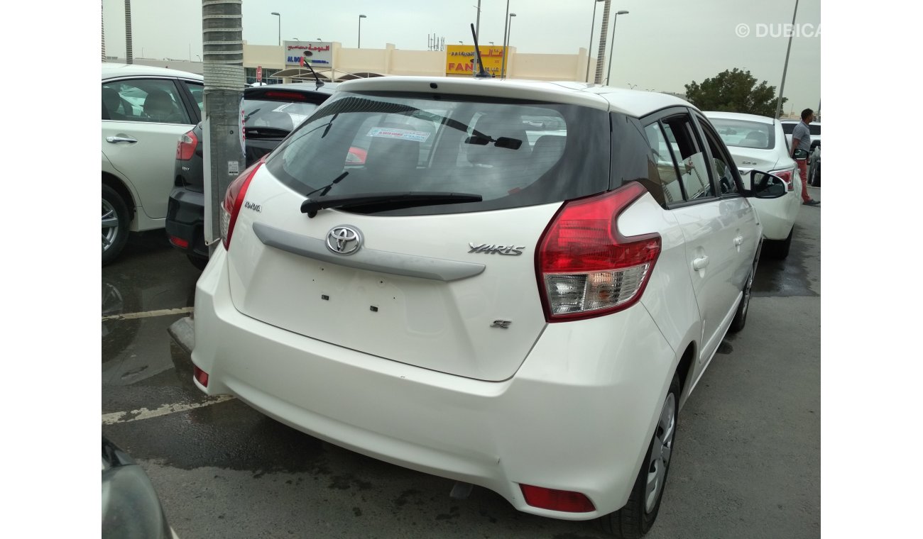 Toyota Yaris 2015 WHITE GCC NO PAIN NO ACCIDENT PERFECT