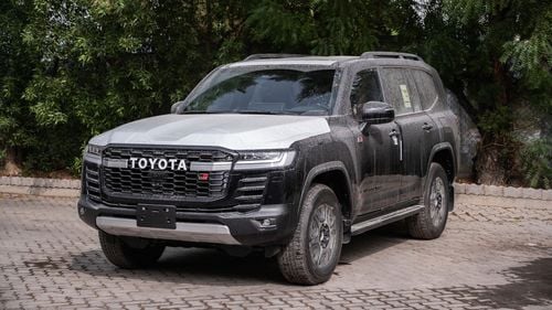 Toyota Land Cruiser LC 3.5 GRS(ATT BLACK INSIDE GRS BLACK& DK.RED)2026