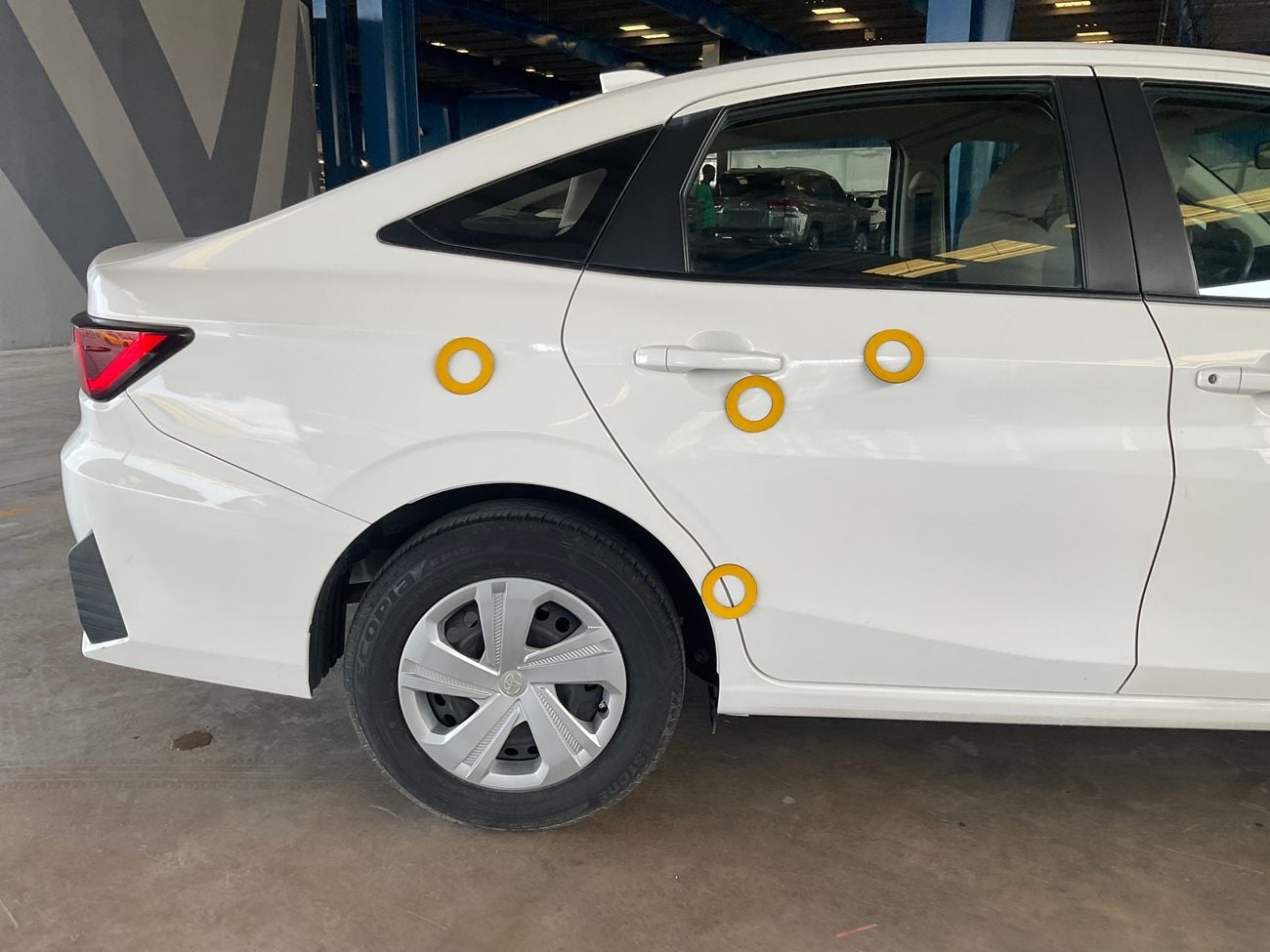 تويوتا يارس 1.5 VVT-I E CVT | شامل الضمان | 0 ﺪﻔﻋﺓ ﺃﻮﻟﻯ