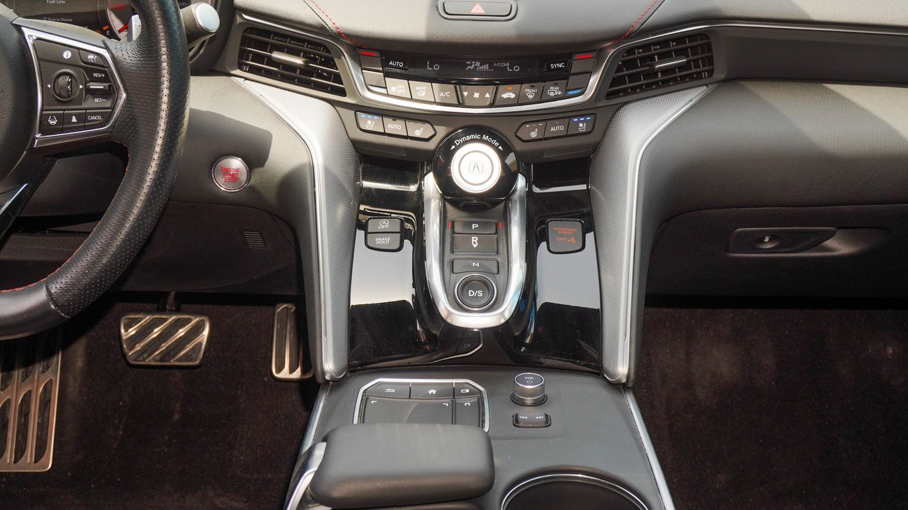 أكيورا TLX TYPE S