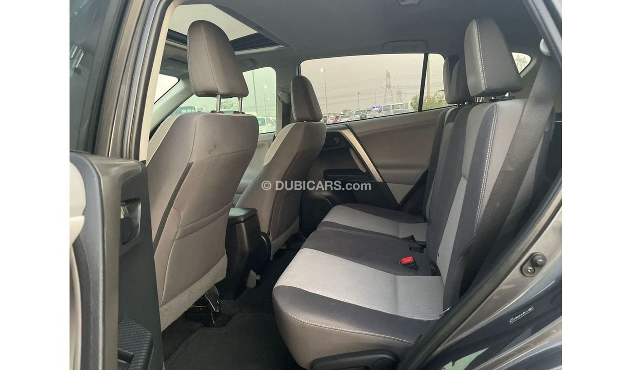 Toyota RAV4 2013 Toyota Rav4 XLE / EXPORT ONLY / فقط للتصدير