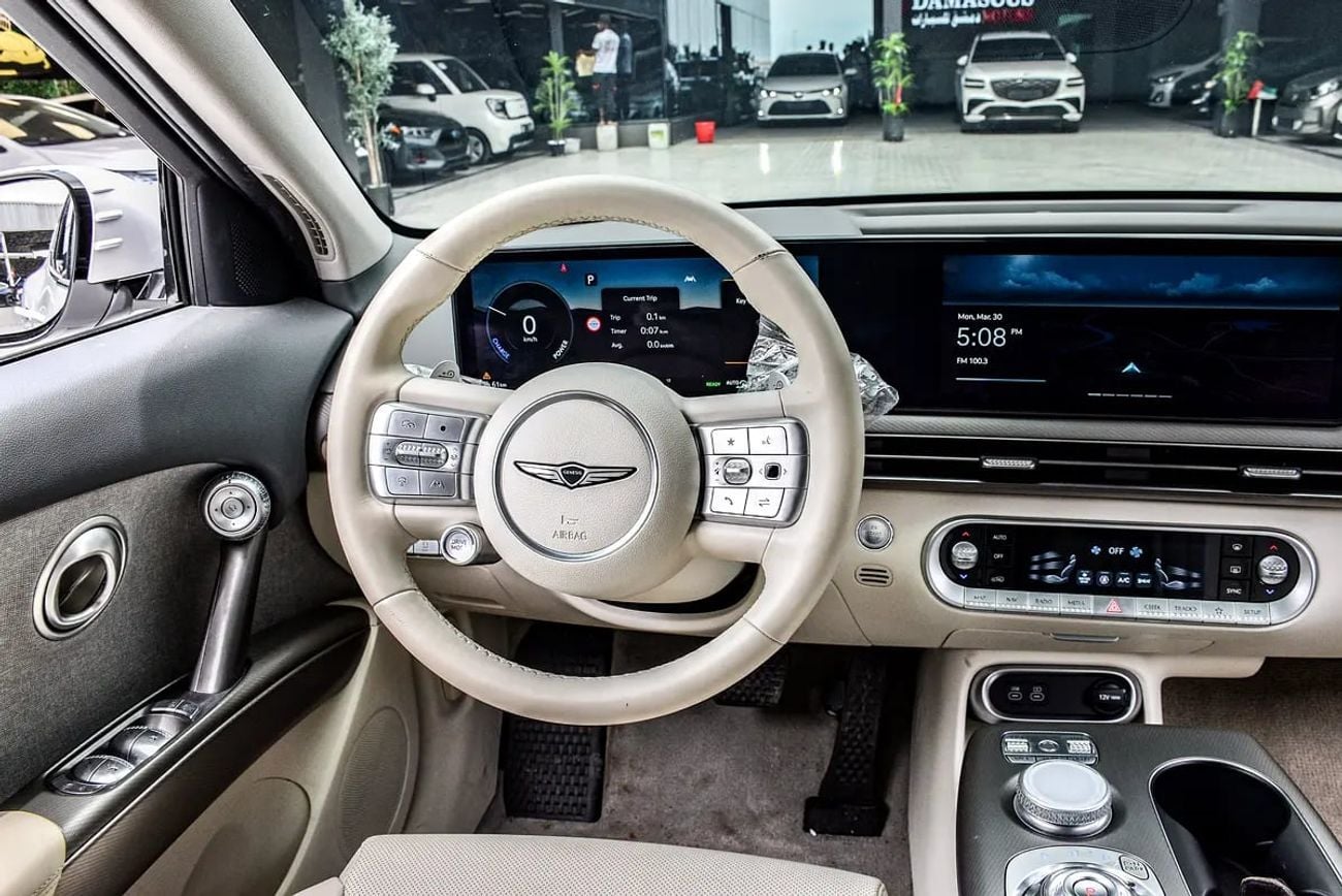جينيسس GV60 Electric | Korean Specs | Clean Title | 26K KM | White | جينسس كهرباء وا