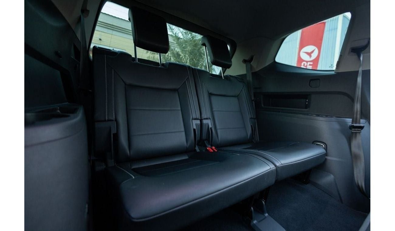 فولكس واجن تيرامونت Comfortline 3.6L Volkswagen Teramont Comfortline 2022 GCC under Agency Warranty with Flexible Down-P