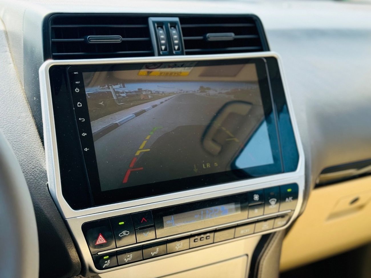 تويوتا برادو Toyota prado 2019 v4 full options