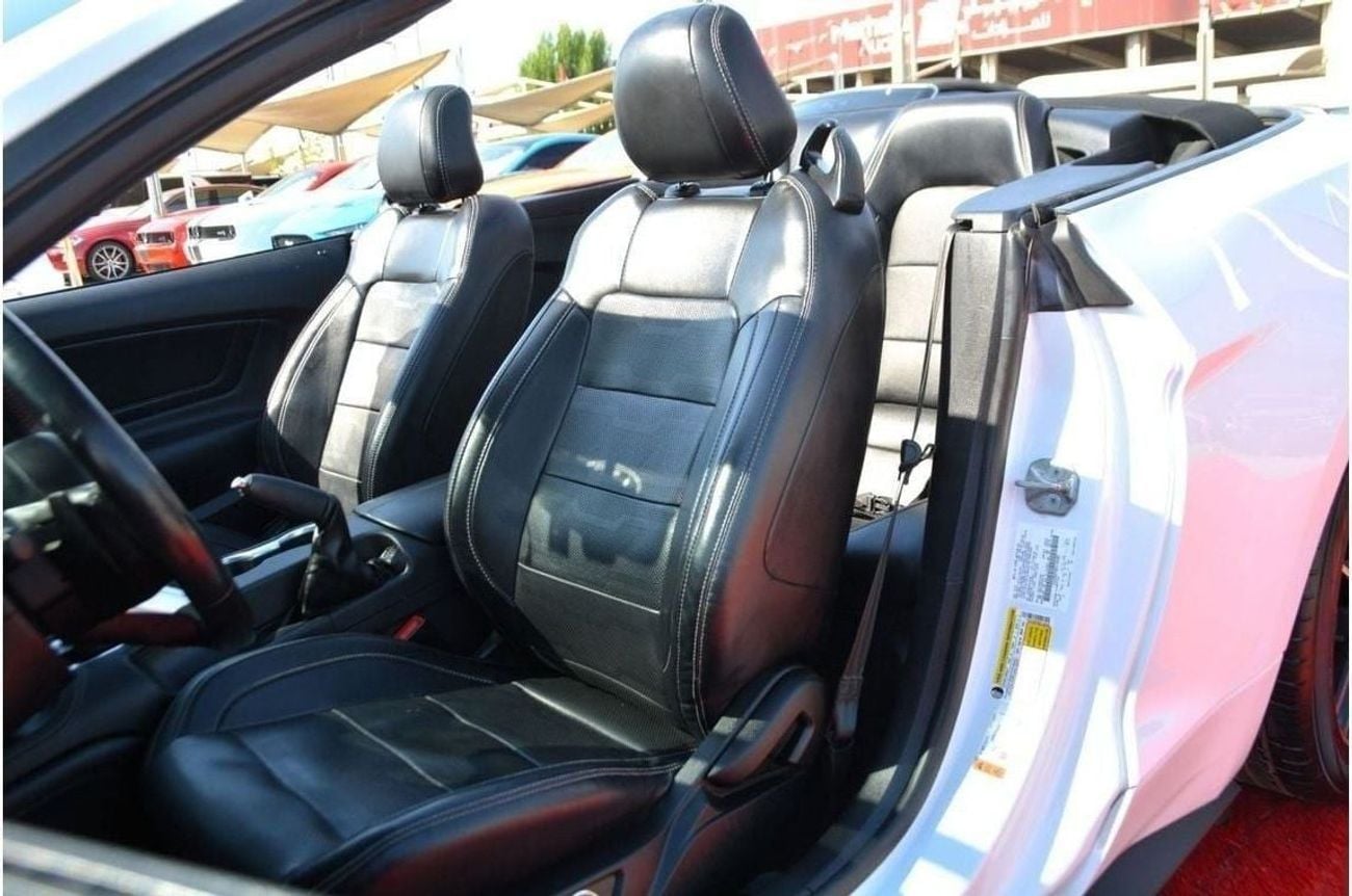 فورد موستانج GT PREMIUM MUSTANG GT --CONVERTIBLE // KOREAN ** CLEAN TITLE -- NO ACCIDENT