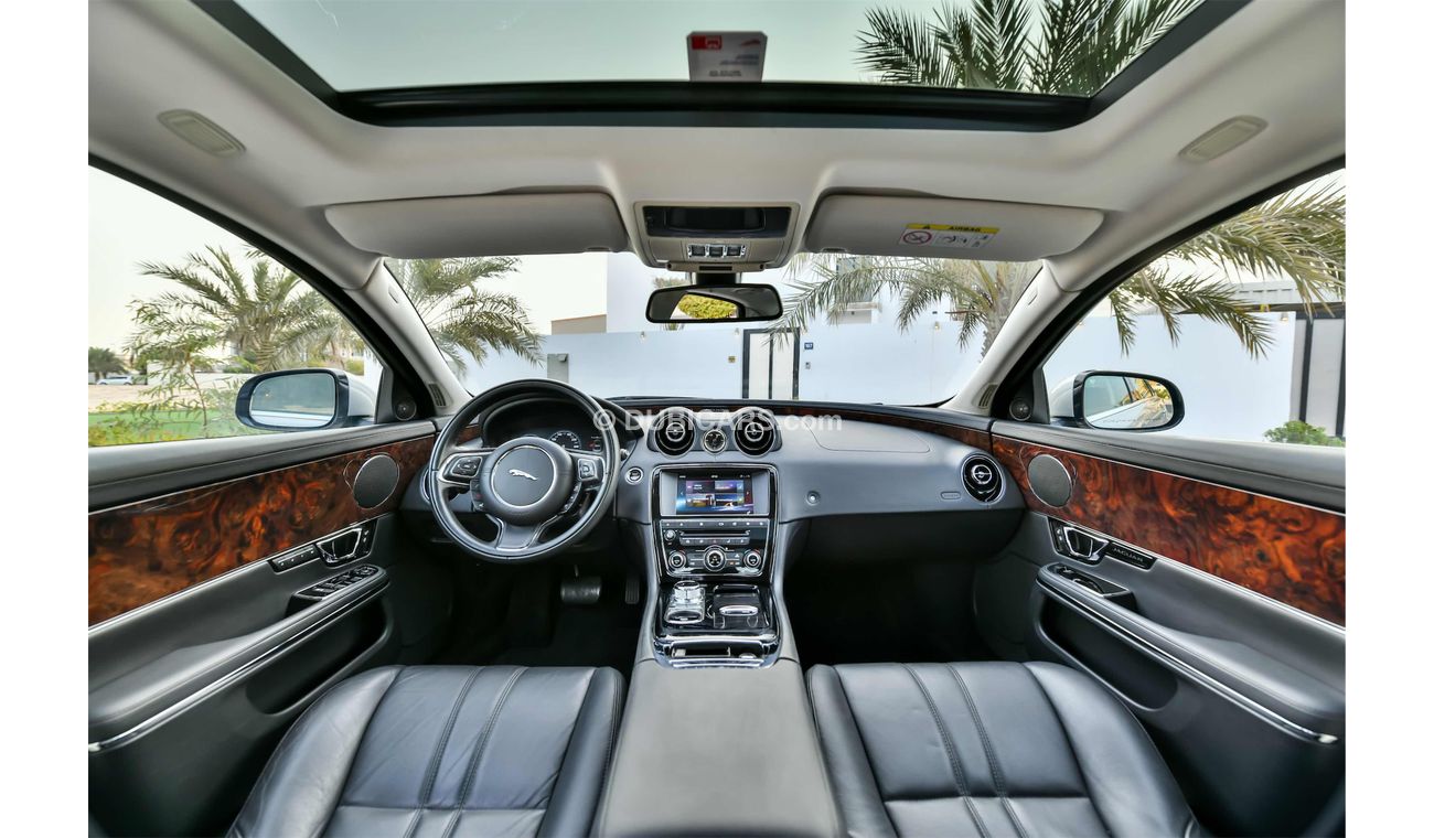 Jaguar XJ 2016 - Agnency Warranty & Service Contract - Immaculate Condition -  AED 2,037 PM - 0% DP
