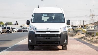 Toyota Hiace GL Commuter 3.5L A/T Toyota Hiace passenger 3.5L A/T 13 seater MY2025