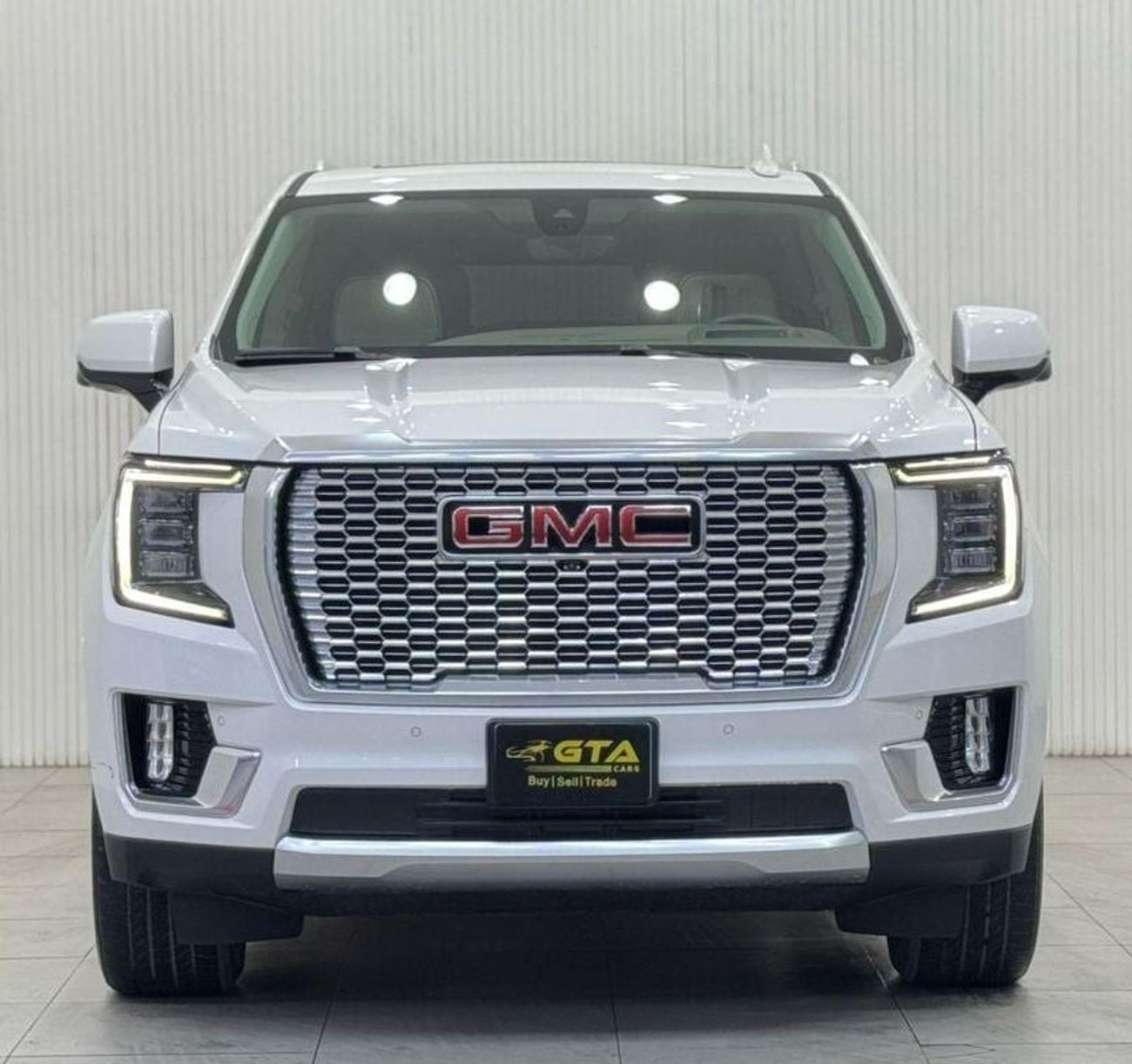 GMC Yukon Denali 6.2L (8 Seater) 2022 GMC Yukon Denali, 2027 GMC Warranty + Service Pack, Fully Loaded, Low Km